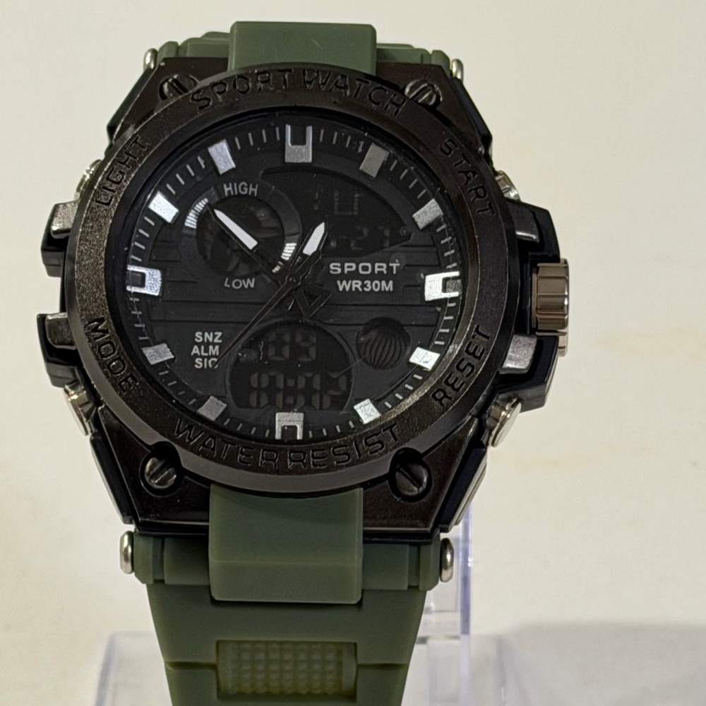 Men’s Black and Green Sport Watch